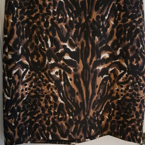 Talbots Leopard print skirt - Picture 3 of 3